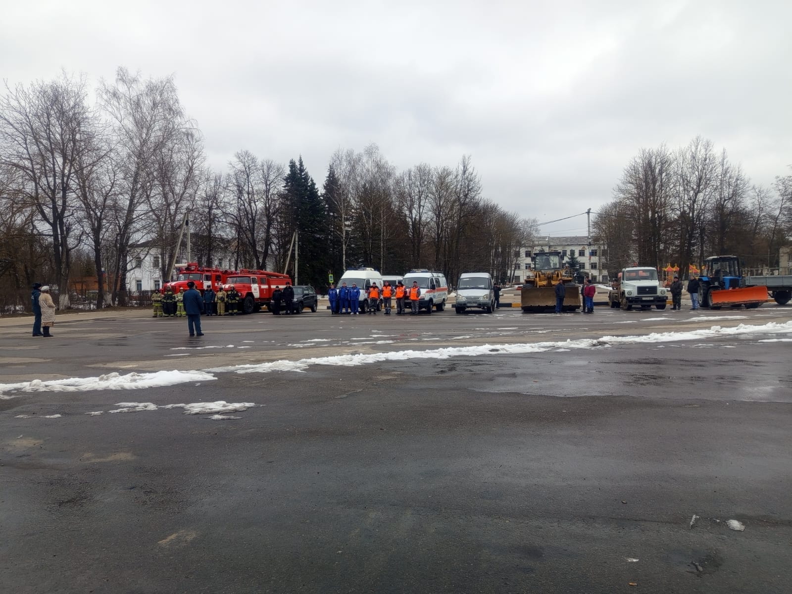 В период с 18 по 19 марта 2025 года прошли Всероссийские командно-штабные учения (КШУ), в ходе которых отработаны практические действия по ликвидации последствий ЧС, вызванные весенним половодьем и природными пожарами.